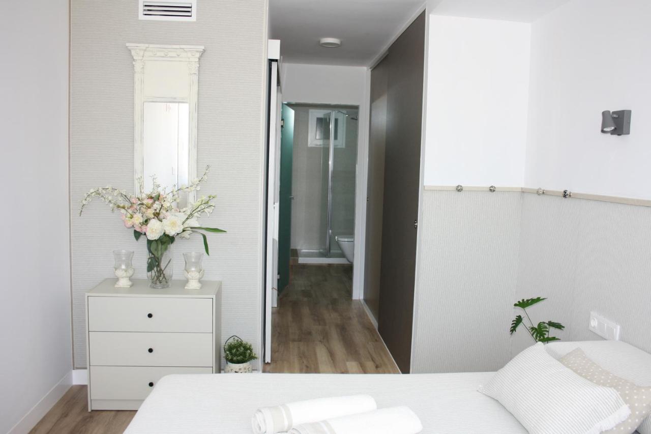 Torre Paris Apartment อาลิกันเต ภายนอก รูปภาพ